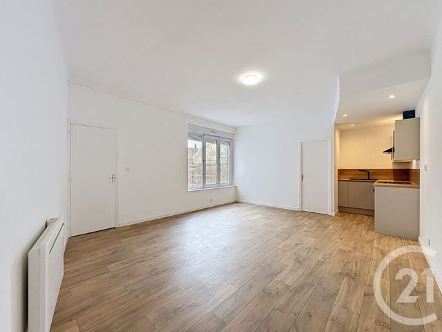 Appartement T3 à louer - 3 pièces - 60.67 m2 - LILLE - 59 - NORD-PAS-DE-CALAIS - Century 21 Vieux-Lille