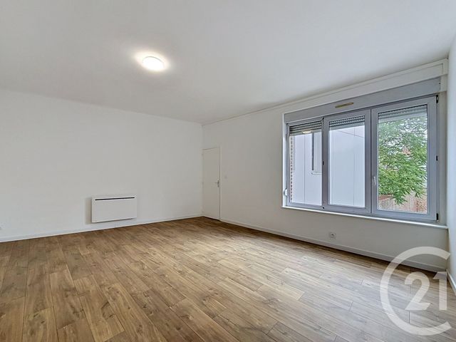Appartement T3 à louer - 3 pièces - 60.67 m2 - LILLE - 59 - NORD-PAS-DE-CALAIS - Century 21 Vieux-Lille