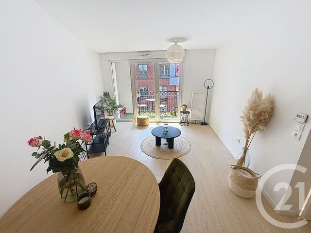 Appartement T2 à vendre - 2 pièces - 47.92 m2 - LILLE - 59 - NORD-PAS-DE-CALAIS - Century 21 Vieux-Lille