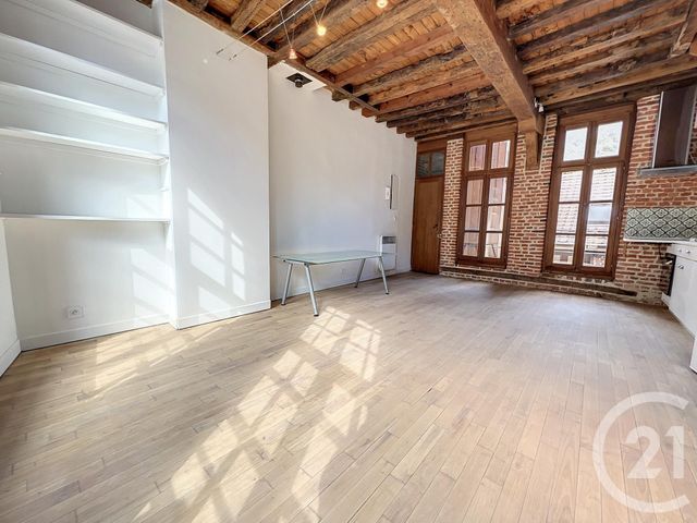 Appartement Duplex à louer - 2 pièces - 43.18 m2 - LILLE - 59 - NORD-PAS-DE-CALAIS - Century 21 Vieux-Lille