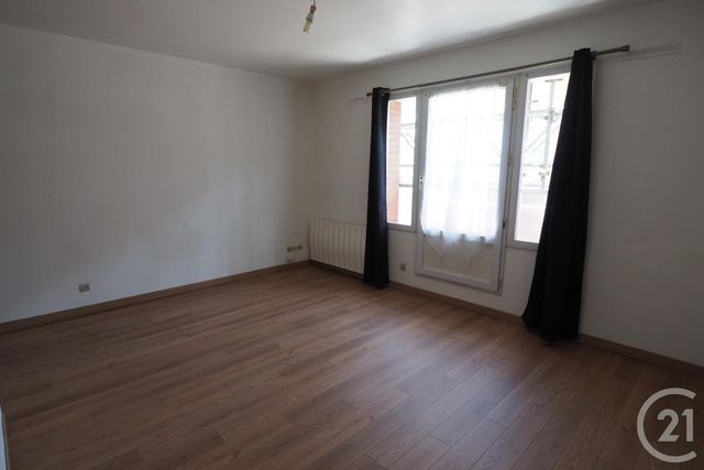 Appartement Studio à louer - 1 pièce - 24.46 m2 - LILLE - 59 - NORD-PAS-DE-CALAIS - Century 21 Vieux-Lille