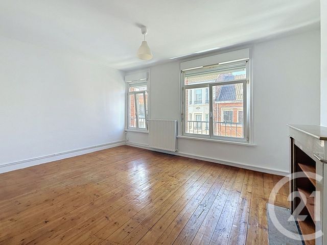 Appartement T2 à louer - 2 pièces - 55.0 m2 - LA MADELEINE - 59 - NORD-PAS-DE-CALAIS - Century 21 Vieux-Lille