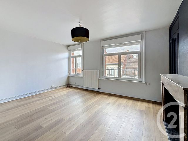 Appartement T2 à louer - 2 pièces - 66.0 m2 - LA MADELEINE - 59 - NORD-PAS-DE-CALAIS - Century 21 Vieux-Lille