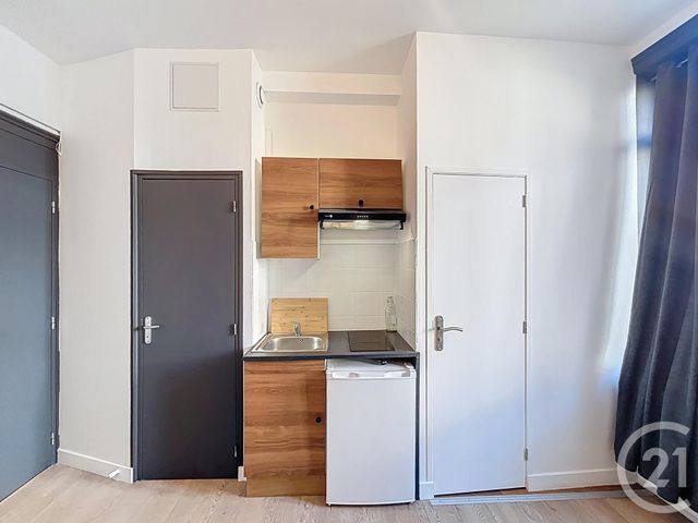 Appartement Studio à louer - 1 pièce - 14.23 m2 - LILLE - 59 - NORD-PAS-DE-CALAIS - Century 21 Vieux-Lille