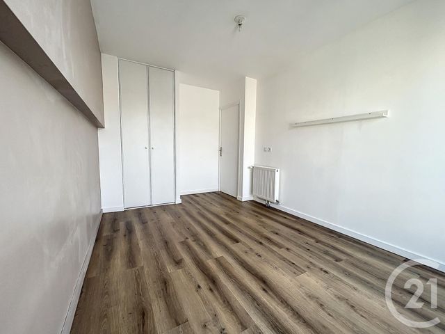 Appartement T3 à louer - 3 pièces - 56.8 m2 - LILLE - 59 - NORD-PAS-DE-CALAIS - Century 21 Vieux-Lille