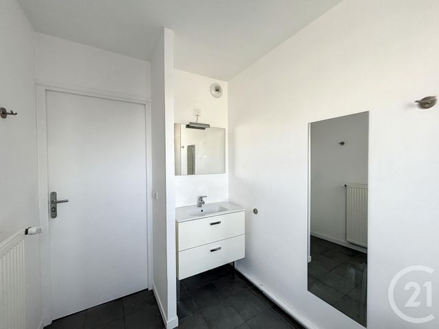 Appartement T3 à louer - 3 pièces - 56.8 m2 - LILLE - 59 - NORD-PAS-DE-CALAIS - Century 21 Vieux-Lille