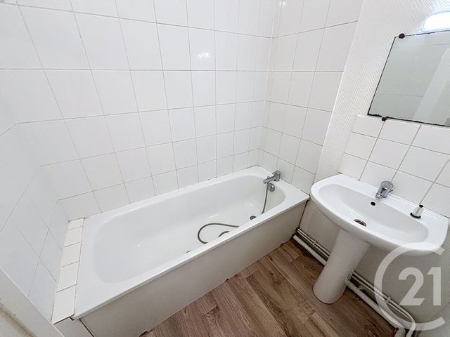 Appartement F3 à louer - 3 pièces - 61.85 m2 - LILLE - 59 - NORD-PAS-DE-CALAIS - Century 21 Vieux-Lille