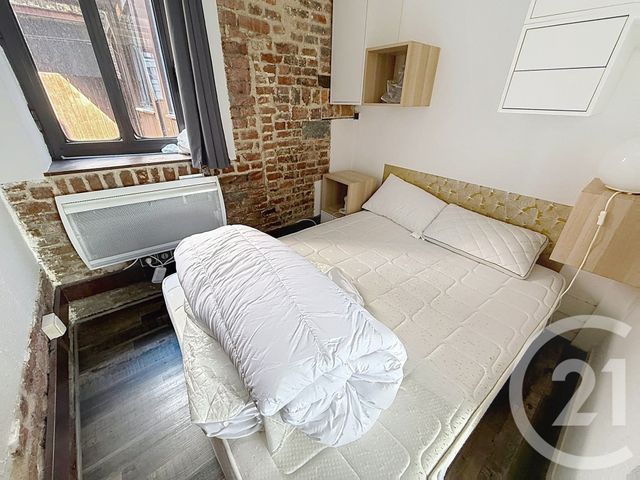 Appartement Studio à louer - 1 pièce - 30.02 m2 - LILLE - 59 - NORD-PAS-DE-CALAIS - Century 21 Vieux-Lille