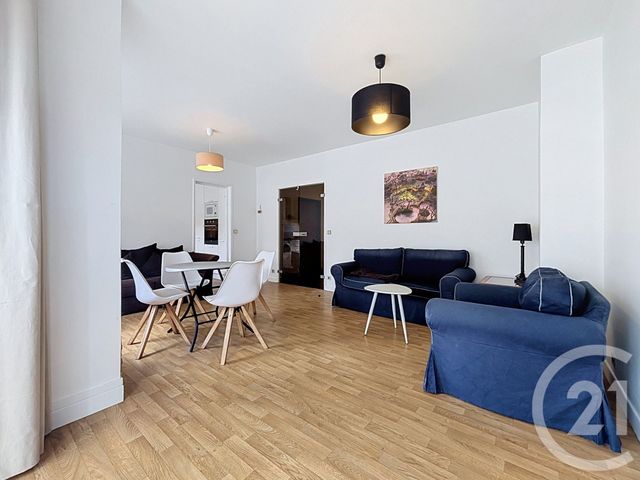 Appartement T3 à louer - 3 pièces - 70.1 m2 - LILLE - 59 - NORD-PAS-DE-CALAIS - Century 21 Vieux-Lille