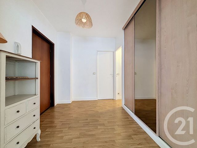 Appartement T3 à louer - 3 pièces - 70.1 m2 - LILLE - 59 - NORD-PAS-DE-CALAIS - Century 21 Vieux-Lille