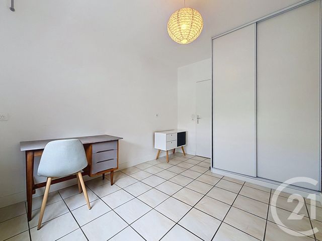 Appartement T3 à louer - 3 pièces - 70.1 m2 - LILLE - 59 - NORD-PAS-DE-CALAIS - Century 21 Vieux-Lille