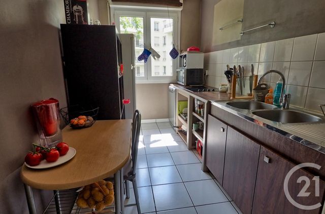 Appartement F3 à louer - 3 pièces - 60.75 m2 - LILLE - 59 - NORD-PAS-DE-CALAIS - Century 21 Vieux-Lille