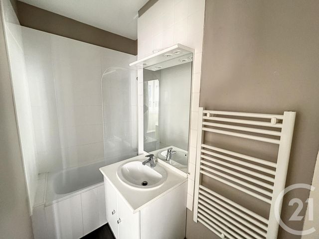 Appartement Studio à louer - 1 pièce - 29.44 m2 - LILLE - 59 - NORD-PAS-DE-CALAIS - Century 21 Vieux-Lille