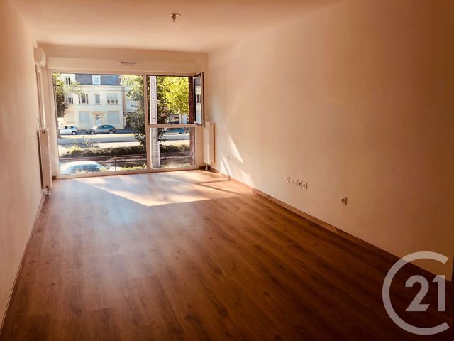 Appartement T2 à louer - 2 pièces - 53.6 m2 - MARCQ EN BAROEUL - 59 - NORD-PAS-DE-CALAIS - Century 21 Vieux-Lille