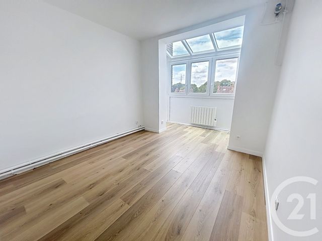 Appartement T2 à vendre - 2 pièces - 43.6 m2 - LILLE - 59 - NORD-PAS-DE-CALAIS - Century 21 Vieux-Lille