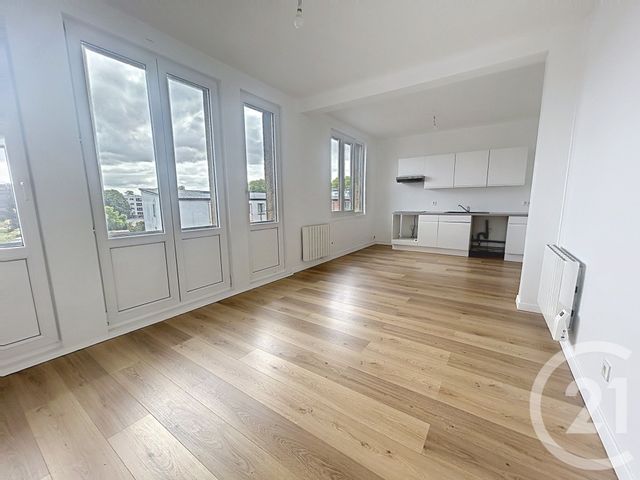 Appartement T2 à vendre - 2 pièces - 43.6 m2 - LILLE - 59 - NORD-PAS-DE-CALAIS - Century 21 Vieux-Lille