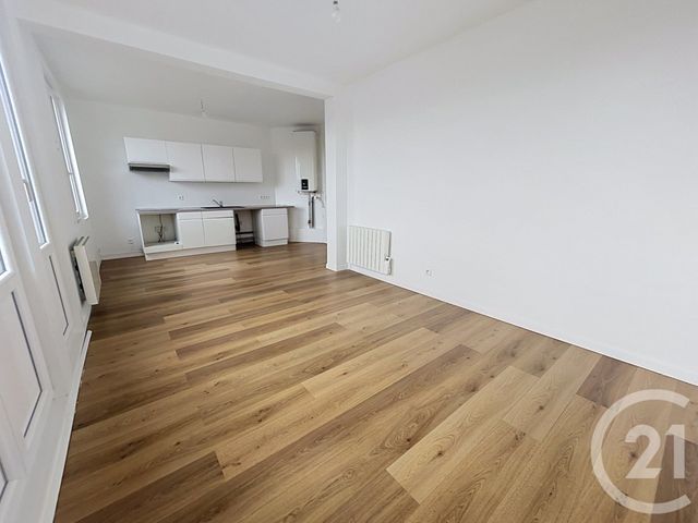 Appartement T2 à vendre - 2 pièces - 43.6 m2 - LILLE - 59 - NORD-PAS-DE-CALAIS - Century 21 Vieux-Lille