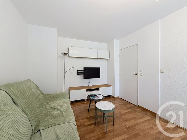 Appartement T2 à louer - 2 pièces - 41.32 m2 - LILLE - 59 - NORD-PAS-DE-CALAIS - Century 21 Vieux-Lille