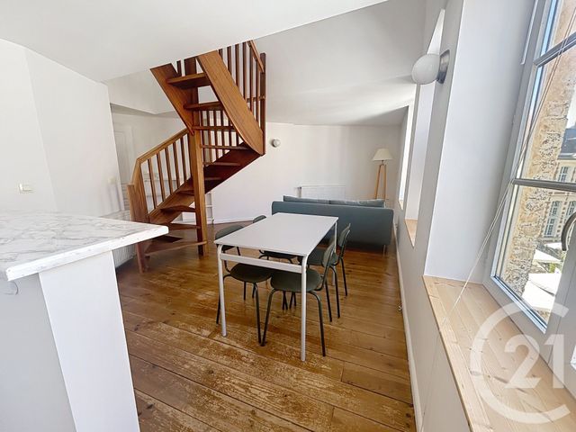 Appartement T2 à vendre - 2 pièces - 47.42 m2 - LILLE - 59 - NORD-PAS-DE-CALAIS - Century 21 Vieux-Lille