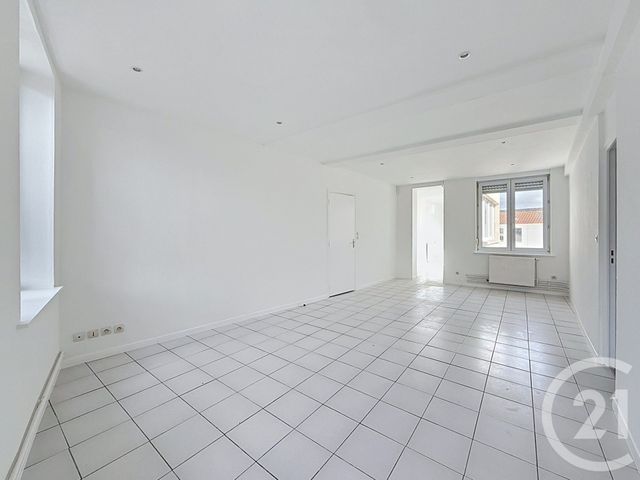 Appartement F3 bis à louer - 3 pièces - 74.74 m2 - LILLE - 59 - NORD-PAS-DE-CALAIS - Century 21 Vieux-Lille