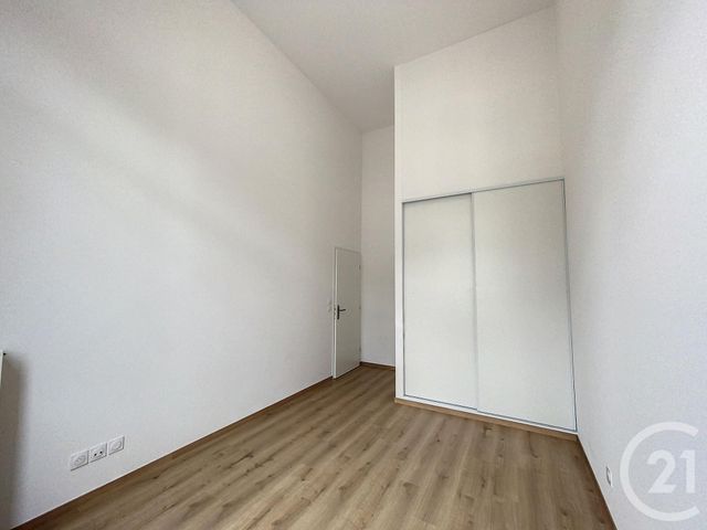 Appartement F2 à louer - 2 pièces - 54.74 m2 - ARMENTIERES - 59 - NORD-PAS-DE-CALAIS - Century 21 Vieux-Lille