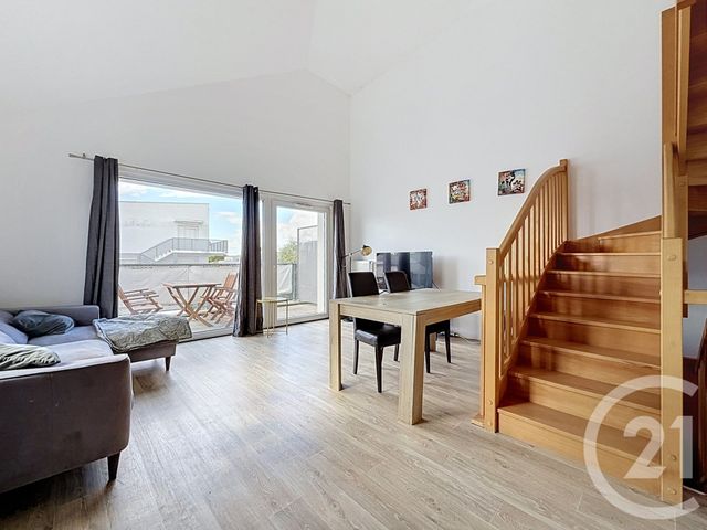 Appartement T5 à louer - 5 pièces - 80.2 m2 - LILLE - 59 - NORD-PAS-DE-CALAIS - Century 21 Vieux-Lille
