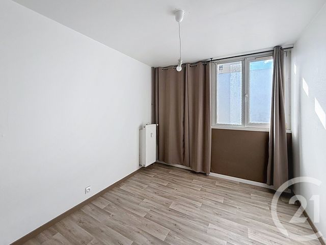 Appartement T2 à louer - 2 pièces - 54.06 m2 - MONS EN BAROEUL - 59 - NORD-PAS-DE-CALAIS - Century 21 Vieux-Lille