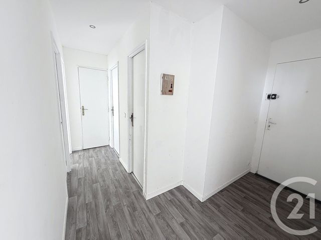 Appartement T2 à louer - 2 pièces - 54.06 m2 - MONS EN BAROEUL - 59 - NORD-PAS-DE-CALAIS - Century 21 Vieux-Lille