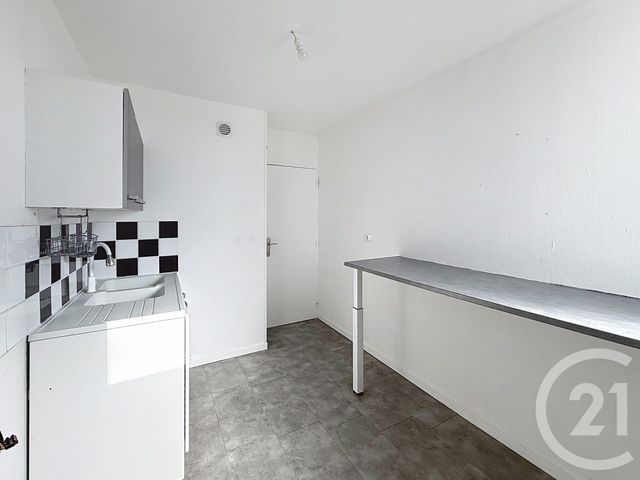 Appartement T2 à louer - 2 pièces - 54.06 m2 - MONS EN BAROEUL - 59 - NORD-PAS-DE-CALAIS - Century 21 Vieux-Lille