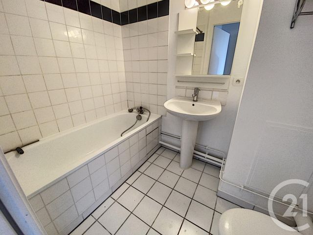 Appartement T2 à vendre - 2 pièces - 51.74 m2 - LILLE - 59 - NORD-PAS-DE-CALAIS - Century 21 Vieux-Lille