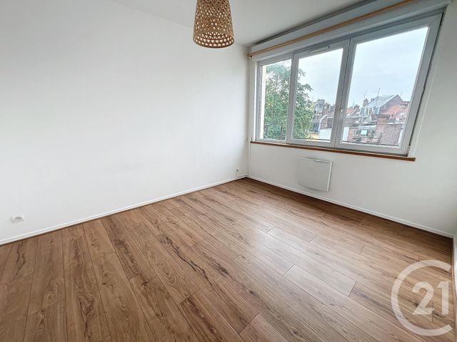 Appartement T3 à louer - 3 pièces - 52.15 m2 - LILLE - 59 - NORD-PAS-DE-CALAIS - Century 21 Vieux-Lille