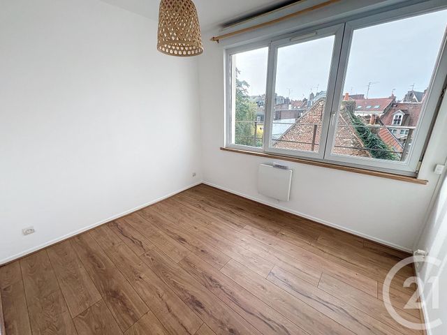 Appartement T3 à louer - 3 pièces - 52.15 m2 - LILLE - 59 - NORD-PAS-DE-CALAIS - Century 21 Vieux-Lille