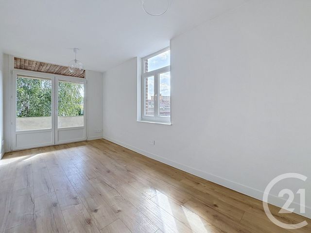 Appartement T2 à vendre - 2 pièces - 47.18 m2 - LILLE - 59 - NORD-PAS-DE-CALAIS - Century 21 Vieux-Lille