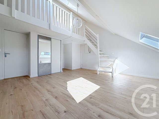 Appartement T1 à vendre - 1 pièce - 25.06 m2 - LILLE - 59 - NORD-PAS-DE-CALAIS - Century 21 Vieux-Lille