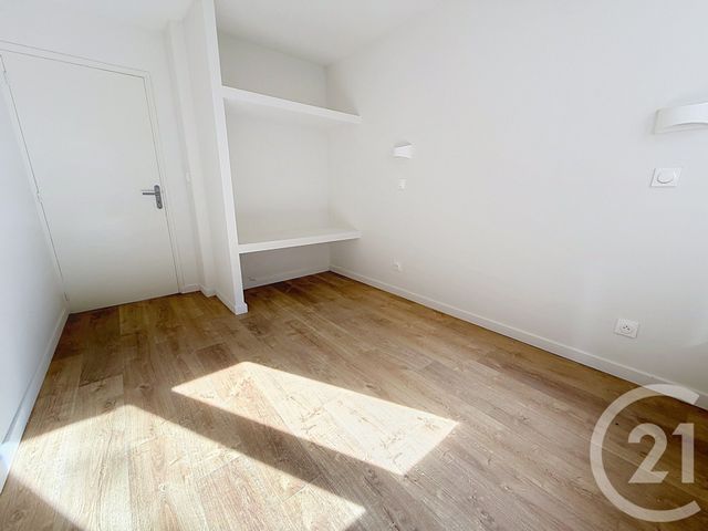 Appartement T2 à vendre - 2 pièces - 50.06 m2 - LILLE - 59 - NORD-PAS-DE-CALAIS - Century 21 Vieux-Lille