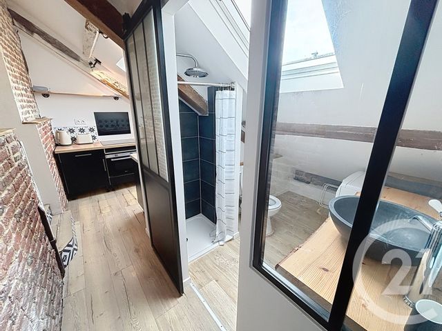 Appartement T1 à louer - 1 pièce - 27.04 m2 - LILLE - 59 - NORD-PAS-DE-CALAIS - Century 21 Vieux-Lille