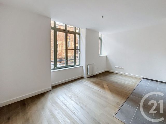 Appartement Studio à louer - 1 pièce - 29.5 m2 - LILLE - 59 - NORD-PAS-DE-CALAIS - Century 21 Vieux-Lille