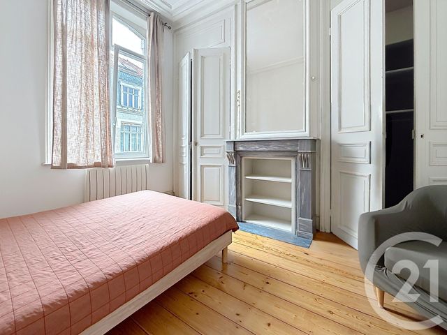 Appartement T2 à vendre - 2 pièces - 47.94 m2 - LILLE - 59 - NORD-PAS-DE-CALAIS - Century 21 Vieux-Lille
