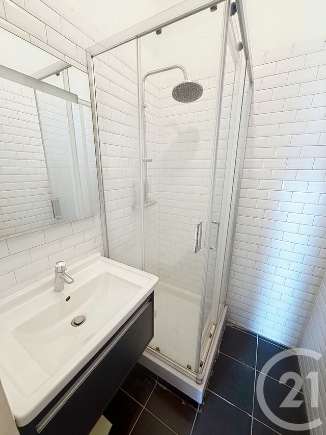 Appartement T2 à vendre - 2 pièces - 47.94 m2 - LILLE - 59 - NORD-PAS-DE-CALAIS - Century 21 Vieux-Lille