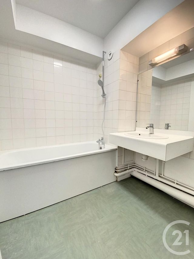 Appartement F2 à louer - 2 pièces - 55.57 m2 - LILLE - 59 - NORD-PAS-DE-CALAIS - Century 21 Vieux-Lille