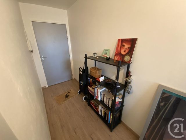 Afficher la photo en grand Appartement F3 à vendre - 3 pièces - 67.4 m2 - LILLE - 59 - NORD-PAS-DE-CALAIS - Century 21 Vieux-Lille