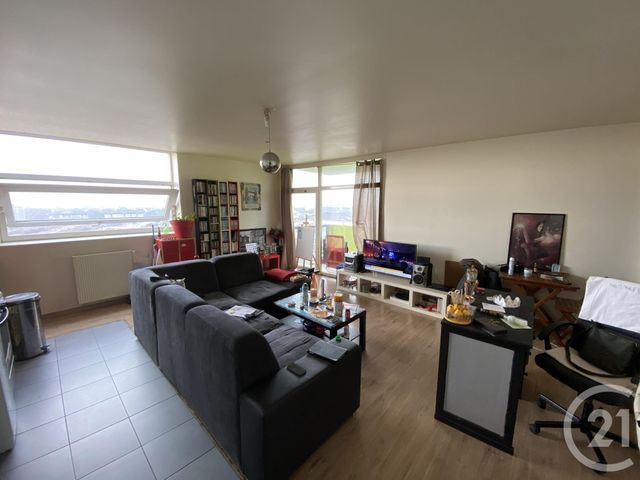 Afficher la photo en grand Appartement F3 à vendre - 3 pièces - 67.4 m2 - LILLE - 59 - NORD-PAS-DE-CALAIS - Century 21 Vieux-Lille