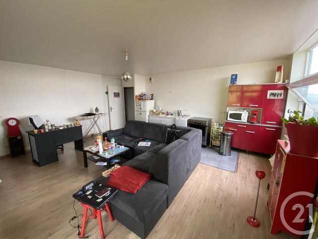 Afficher la photo en grand Appartement F3 à vendre - 3 pièces - 67.4 m2 - LILLE - 59 - NORD-PAS-DE-CALAIS - Century 21 Vieux-Lille