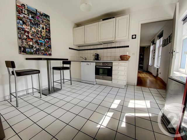 Appartement T3 à vendre - 3 pièces - 81.57 m2 - LILLE - 59 - NORD-PAS-DE-CALAIS - Century 21 Vieux-Lille Appartement T3 à vendre - 3 pièces - 81.57 m2 - LILLE - 59 - NORD-PAS-DE-CALAIS - Century 21 Vieux-Lille