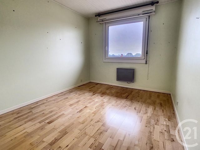 Afficher la photo en grand Appartement F3 à vendre - 3 pièces - 77.0 m2 - LILLE - 59 - NORD-PAS-DE-CALAIS - Century 21 Vieux-Lille