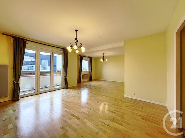 Afficher la photo en grand Appartement F3 à vendre - 3 pièces - 77.0 m2 - LILLE - 59 - NORD-PAS-DE-CALAIS - Century 21 Vieux-Lille