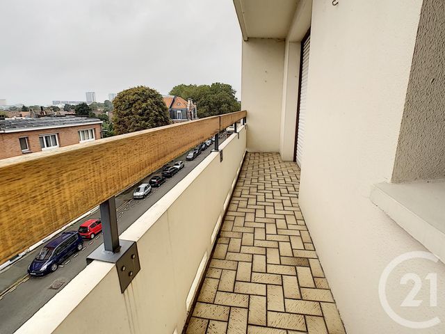 Afficher la photo en grand Appartement F3 à vendre - 3 pièces - 77.0 m2 - LILLE - 59 - NORD-PAS-DE-CALAIS - Century 21 Vieux-Lille