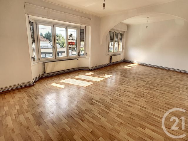 Afficher la photo en grand Appartement F3 à louer - 3 pièces - 72.29 m2 - LILLE - 59 - NORD-PAS-DE-CALAIS - Century 21 Vieux-Lille