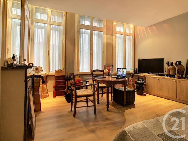 Appartement à vendre - 2 pièces - 39.0 m2 - LILLE - 59 - NORD-PAS-DE-CALAIS - Century 21 Vieux-Lille Appartement à vendre - 2 pièces - 39.0 m2 - LILLE - 59 - NORD-PAS-DE-CALAIS - Century 21 Vieux-Lille
